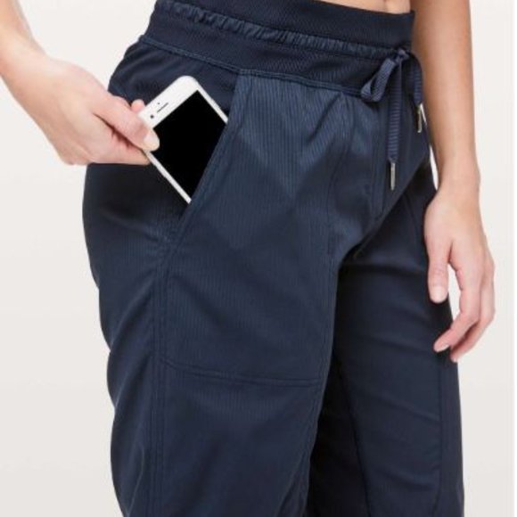 Lululemon Dance Studio Crop 25" - Picture 6 of 6